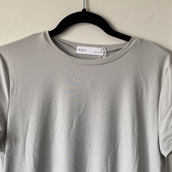 Supre - Light Grey Smooth Silky Basic Short Sleeve Top/Shirt/Blouse - Picture 2 of 5